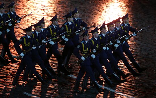 Spasskaya Tower 2016 international military music festival closing ceremony