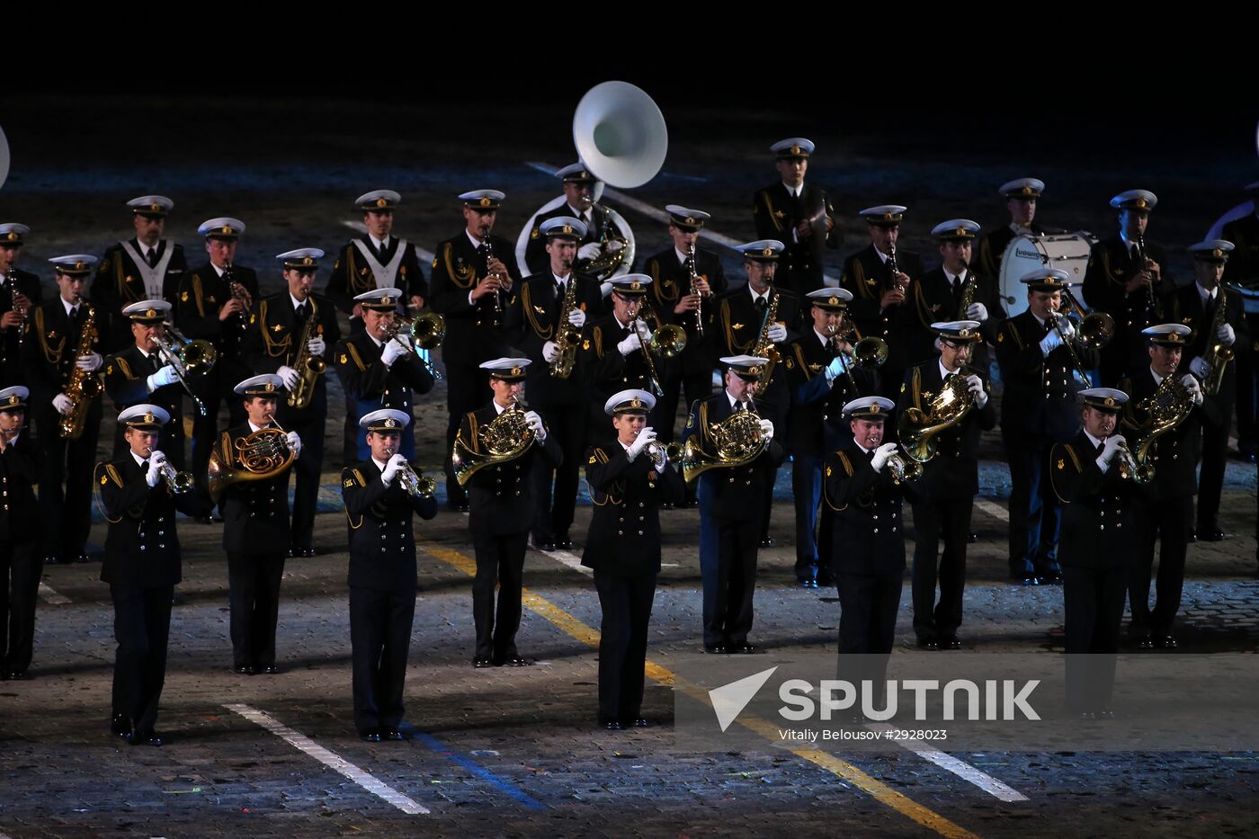 Spasskaya Tower 2016 international military music festival closing ceremony