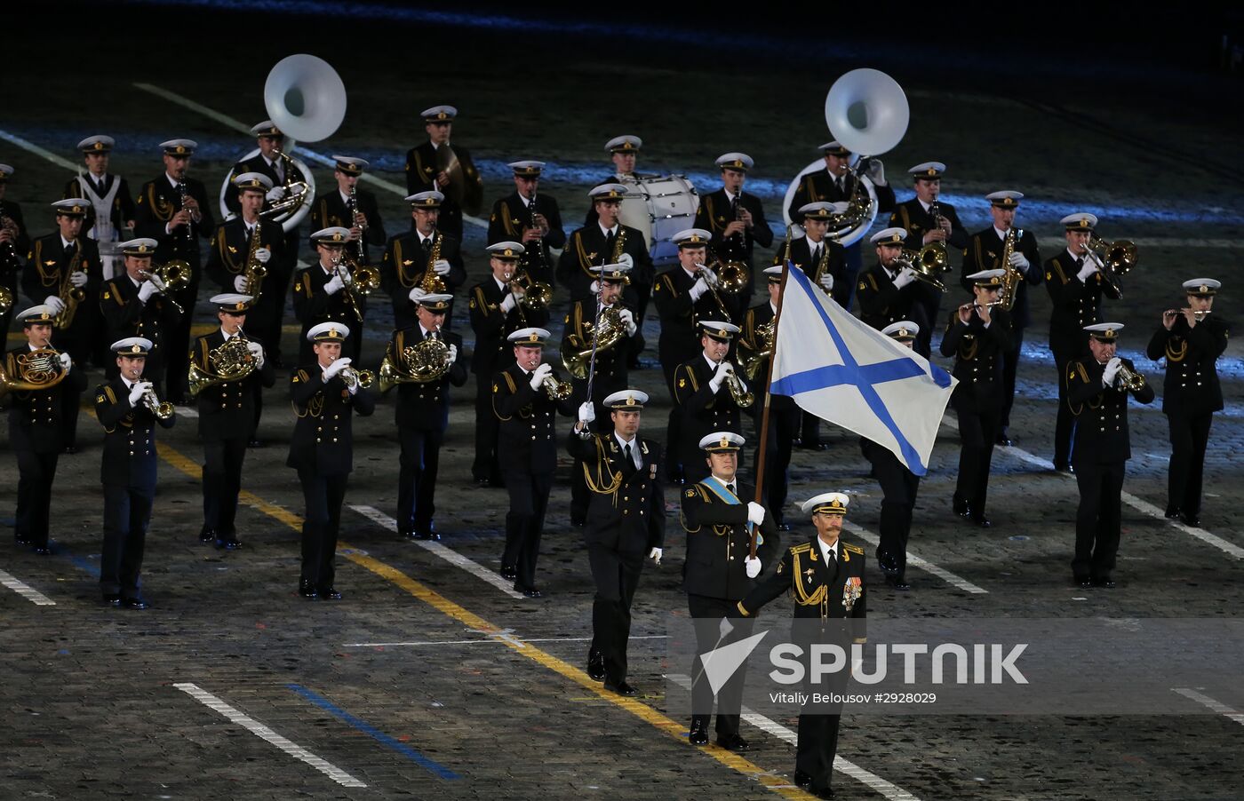 Spasskaya Tower 2016 international military music festival closing ceremony