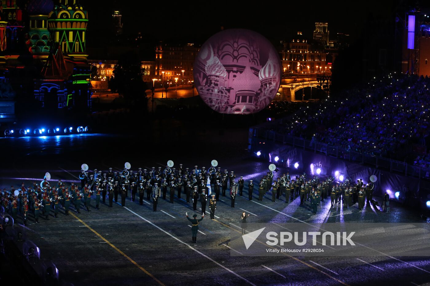 Spasskaya Tower 2016 international military music festival closing ceremony