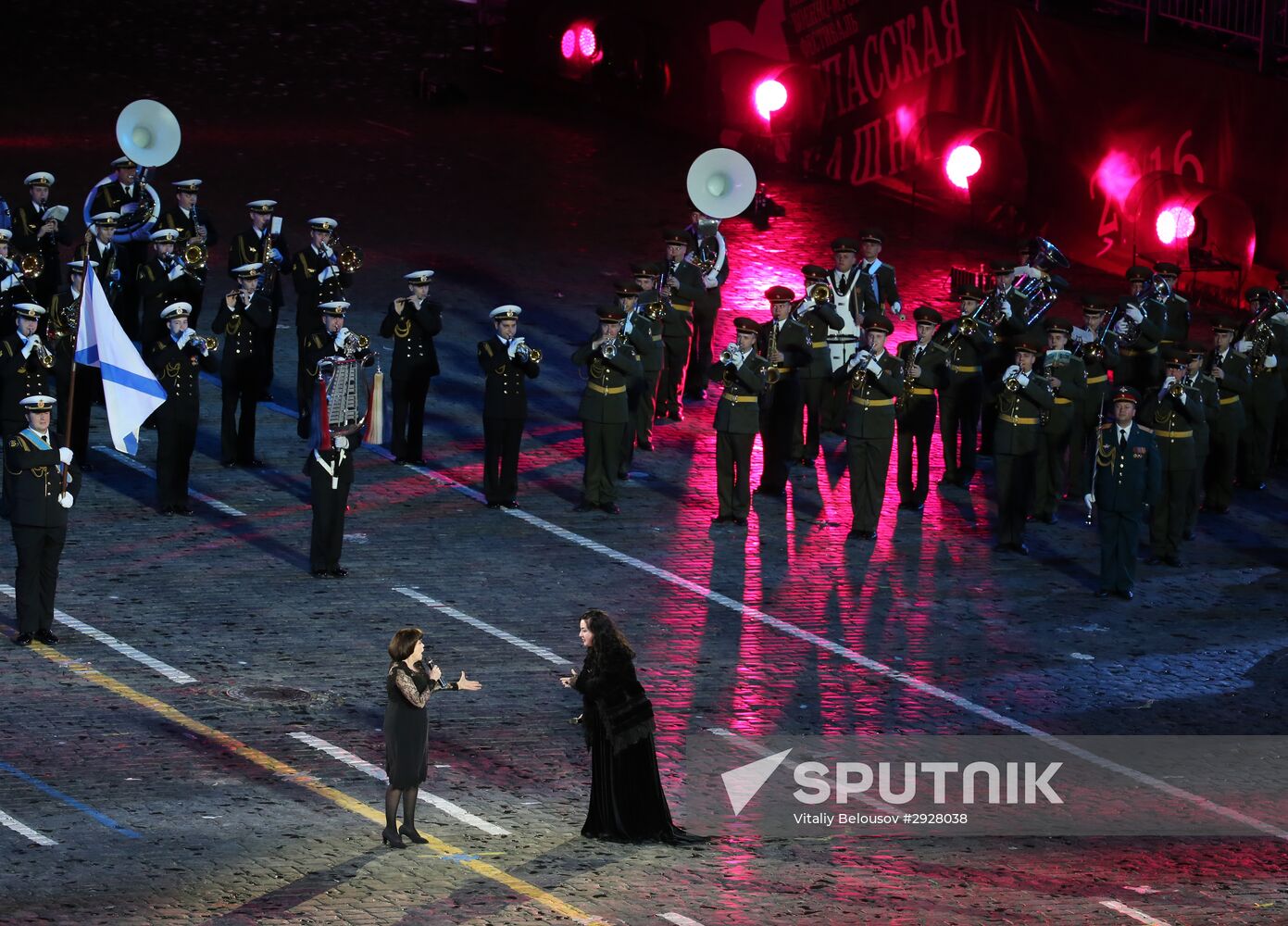 Spasskaya Tower 2016 international military music festival closing ceremony