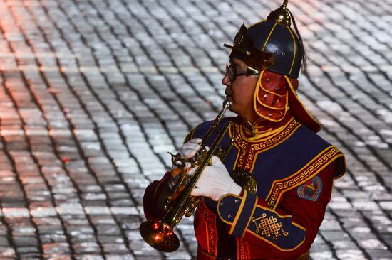 Spasskaya Tower 2016 international military music festival closing ceremony