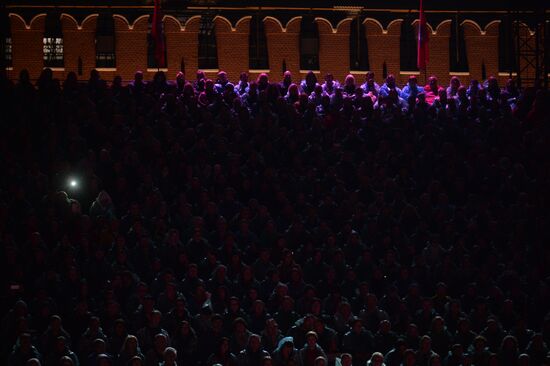 Spasskaya Tower 2016 international military music festival closing ceremony