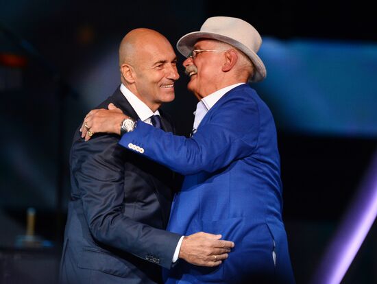 New Wave 2016 international contest of young pop singers. Day Two