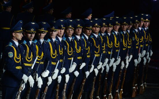 Spasskaya Tower 2016 international military music festival closing ceremony