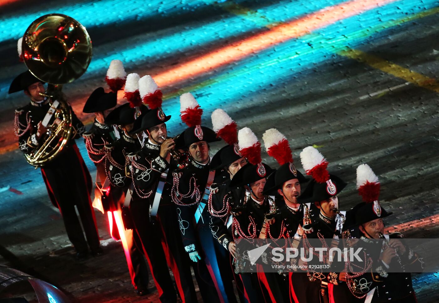 Spasskaya Tower 2016 international military music festival closing ceremony