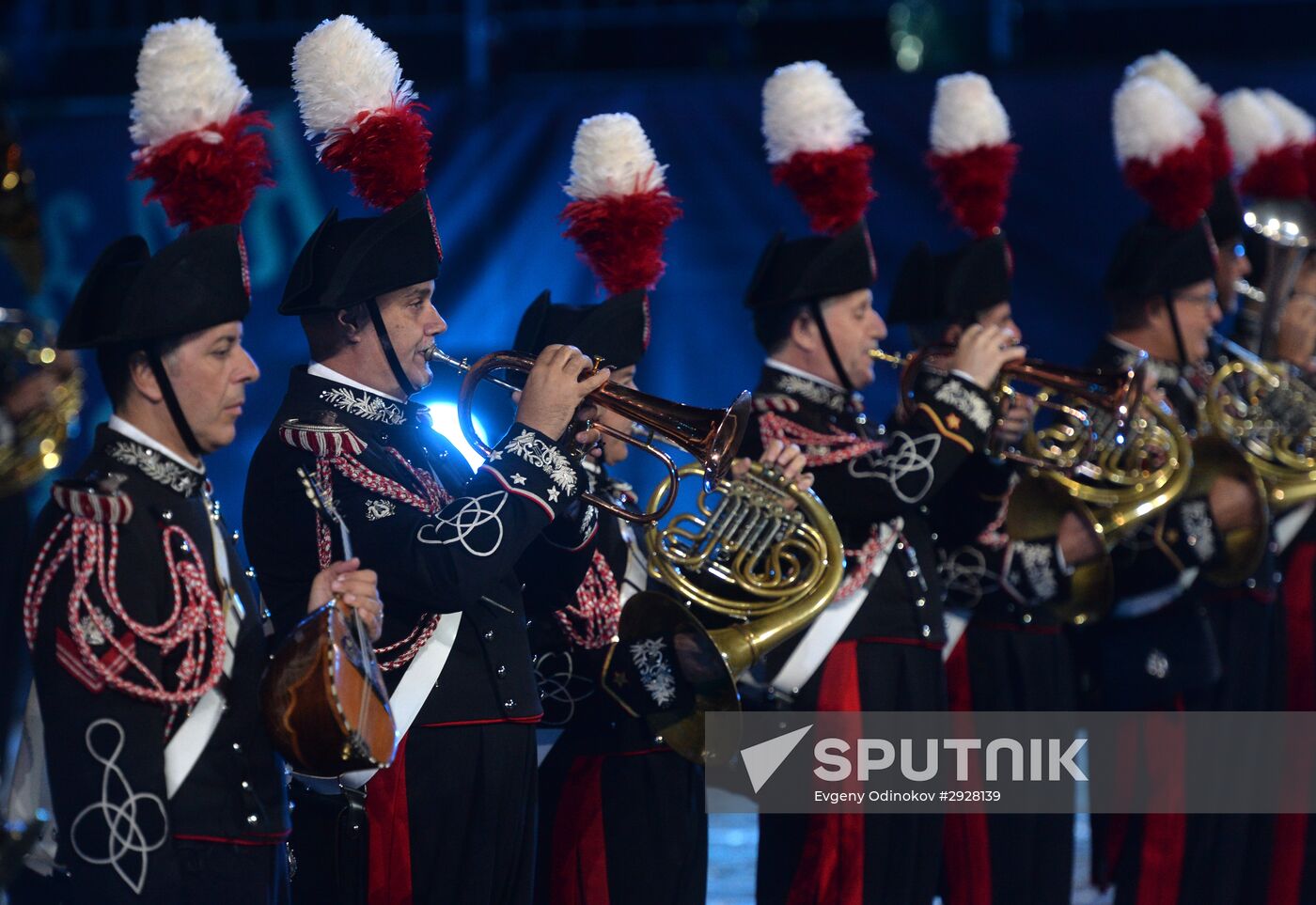 Spasskaya Tower 2016 international military music festival closing ceremony