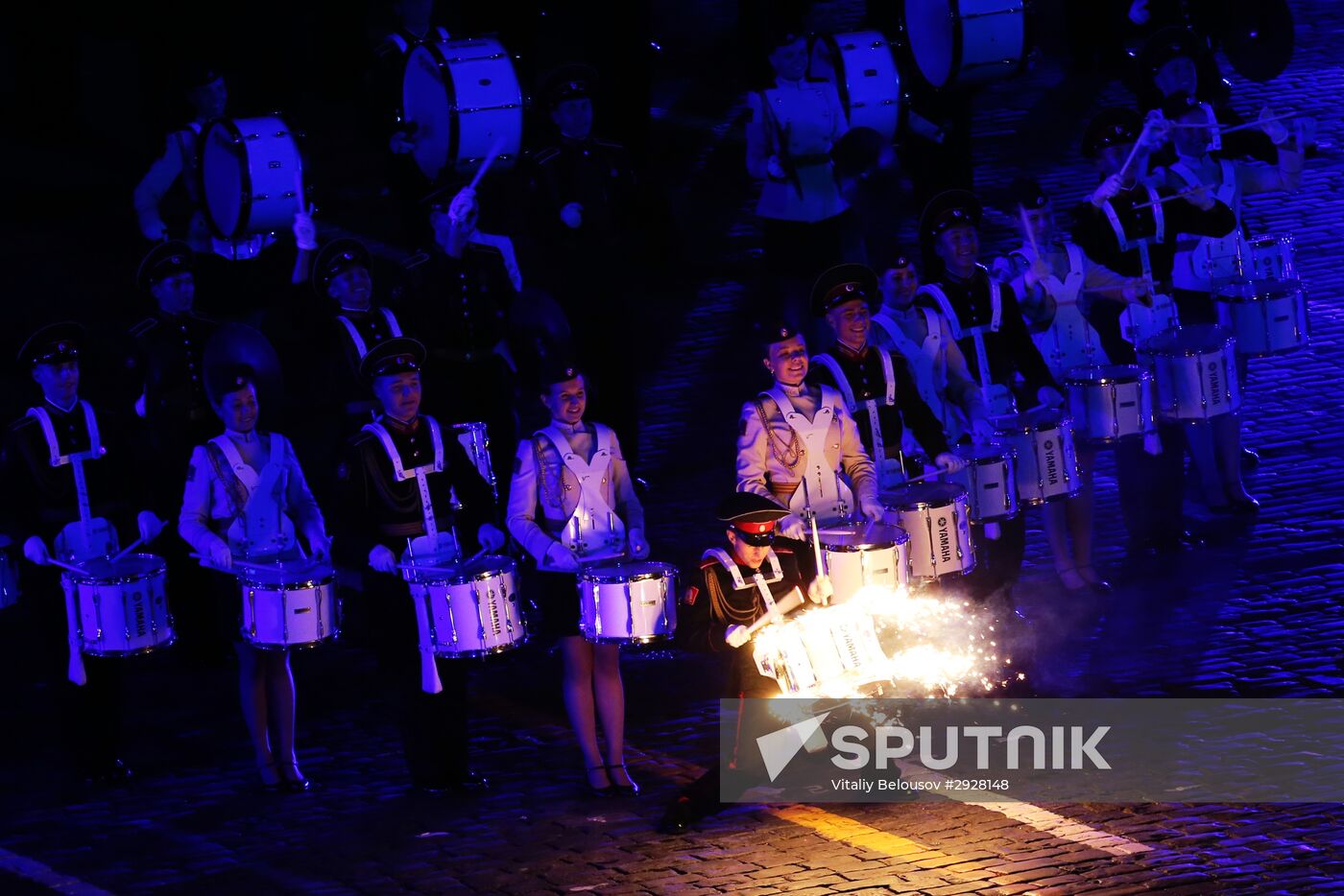 Spasskaya Tower 2016 international military music festival closing ceremony