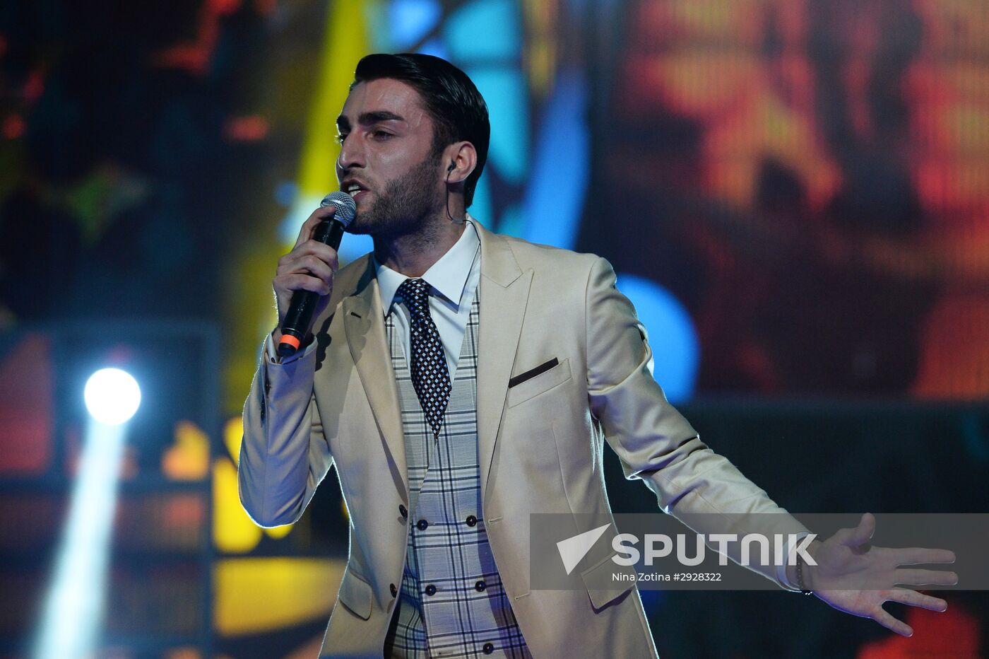 New Wave 2016 international contest of young pop singers. Day Two