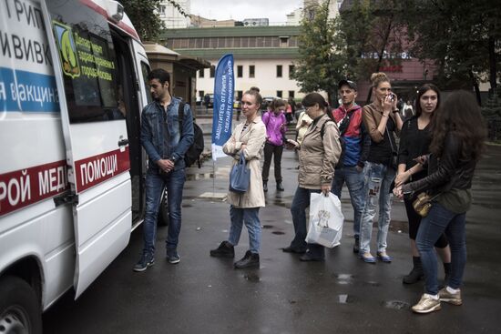 Mobile vaccination stations