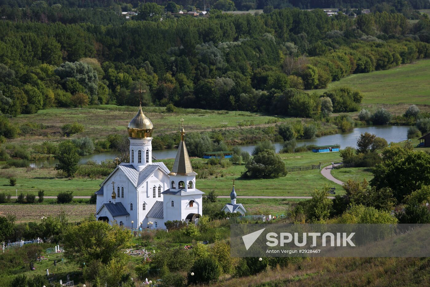 Holy Trinity Kholki Monastery in Belgorod region