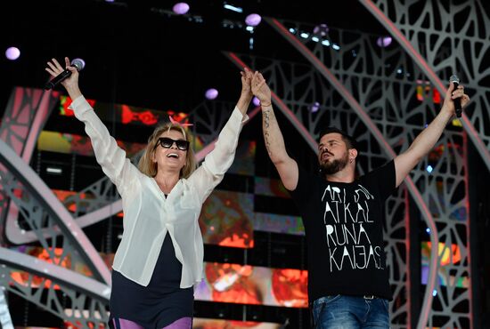 New Wave 2016 international contest of young pop singers. Day Three