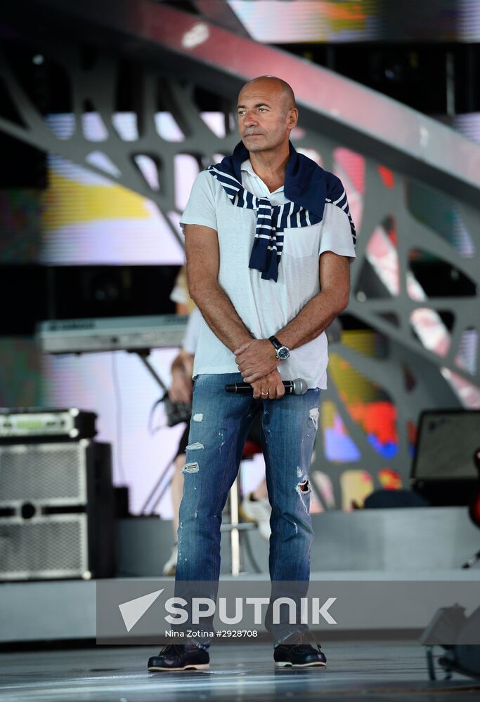 New Wave 2016 international contest of young pop singers. Day Three