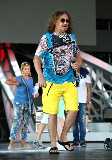 New Wave 2016 international contest of young pop singers. Day Three