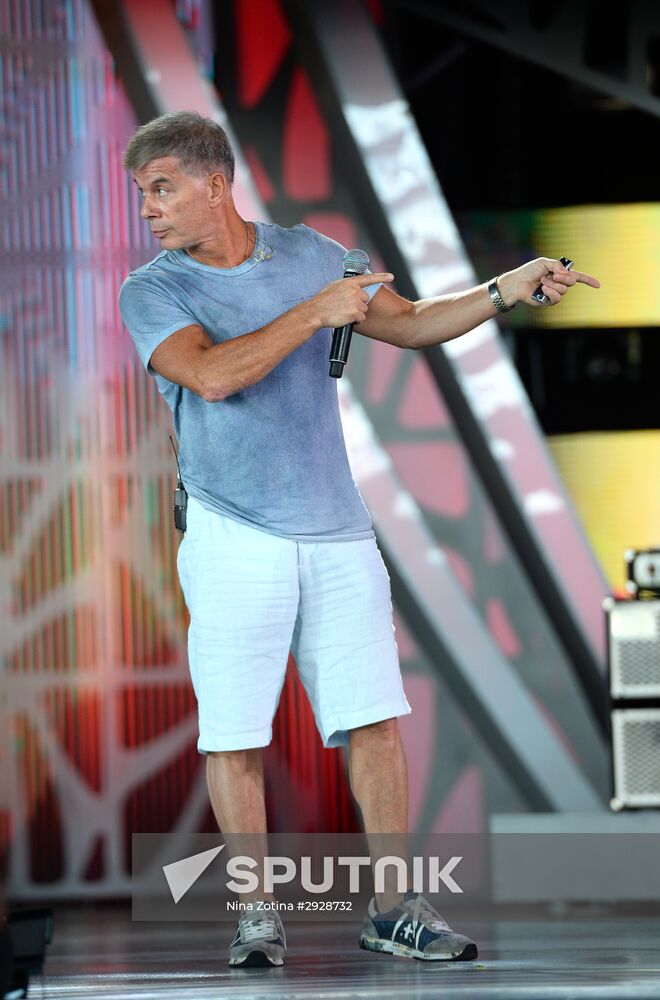 New Wave 2016 international contest of young pop singers. Day Three