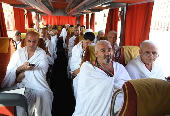 Pilgrims in Mecca