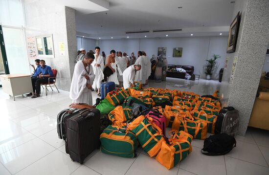 Pilgrims in Mecca