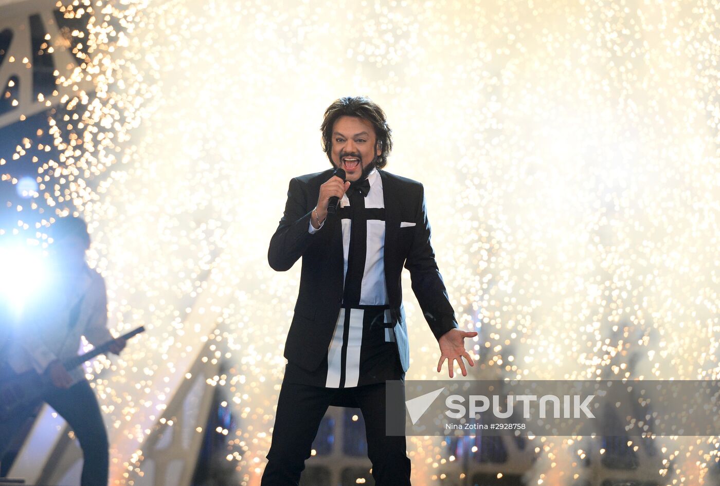 New Wave 2016 international contest of young pop singers. Day Three