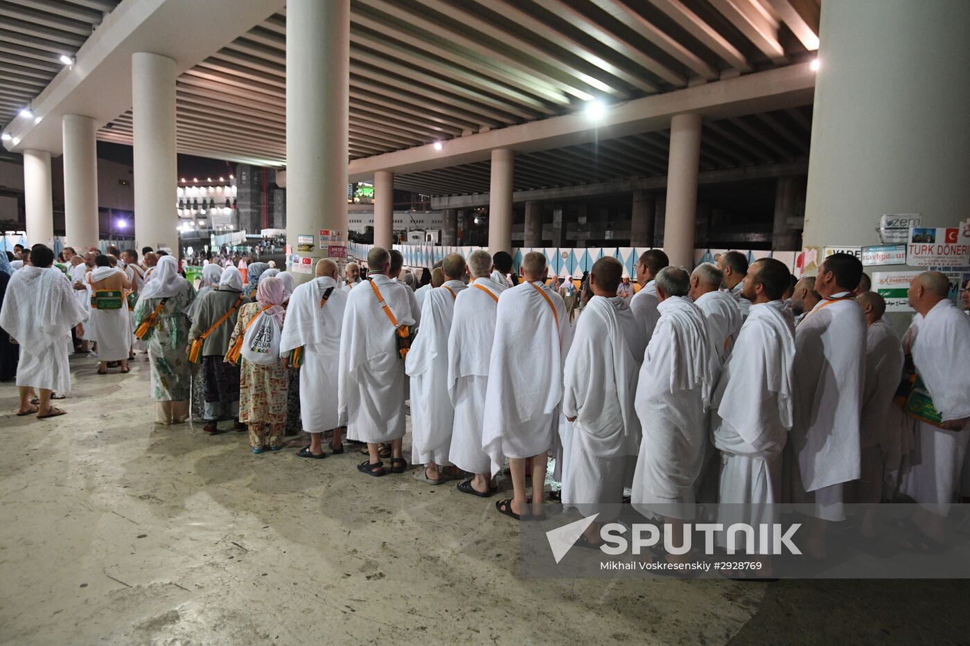 Pilgrims in Mecca