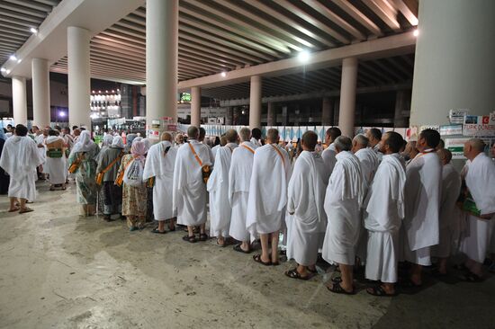 Pilgrims in Mecca