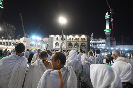 Pilgrims in Mecca