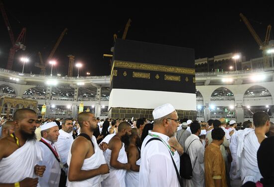 Pilgrims in Mecca