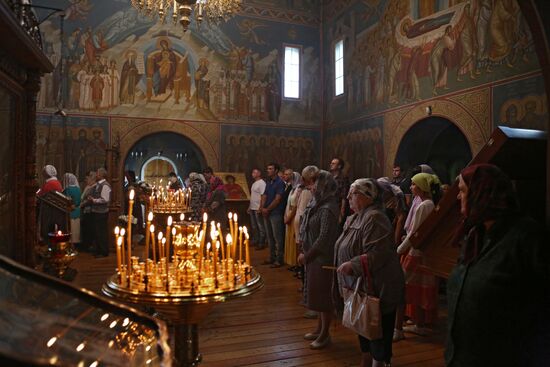 Holy Trinity Kholki Monastery in Belgorod region