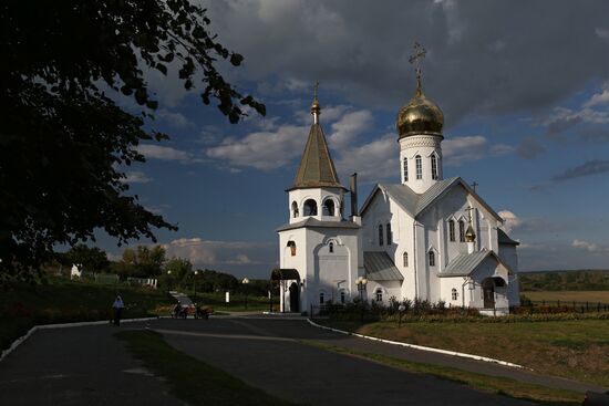 Holy Trinity Kholki Monastery in Belgorod region