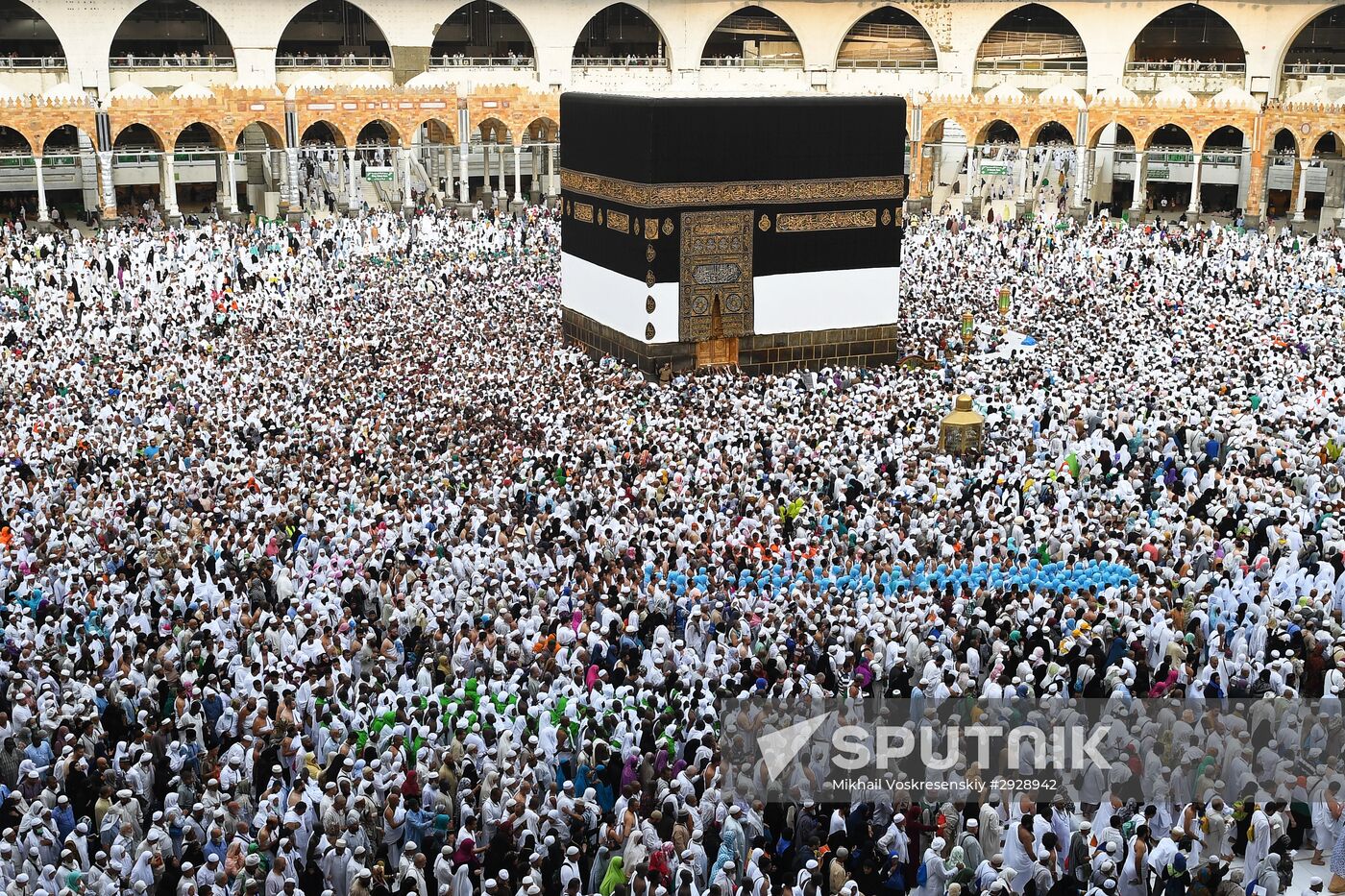 Pilgrims in Mecca