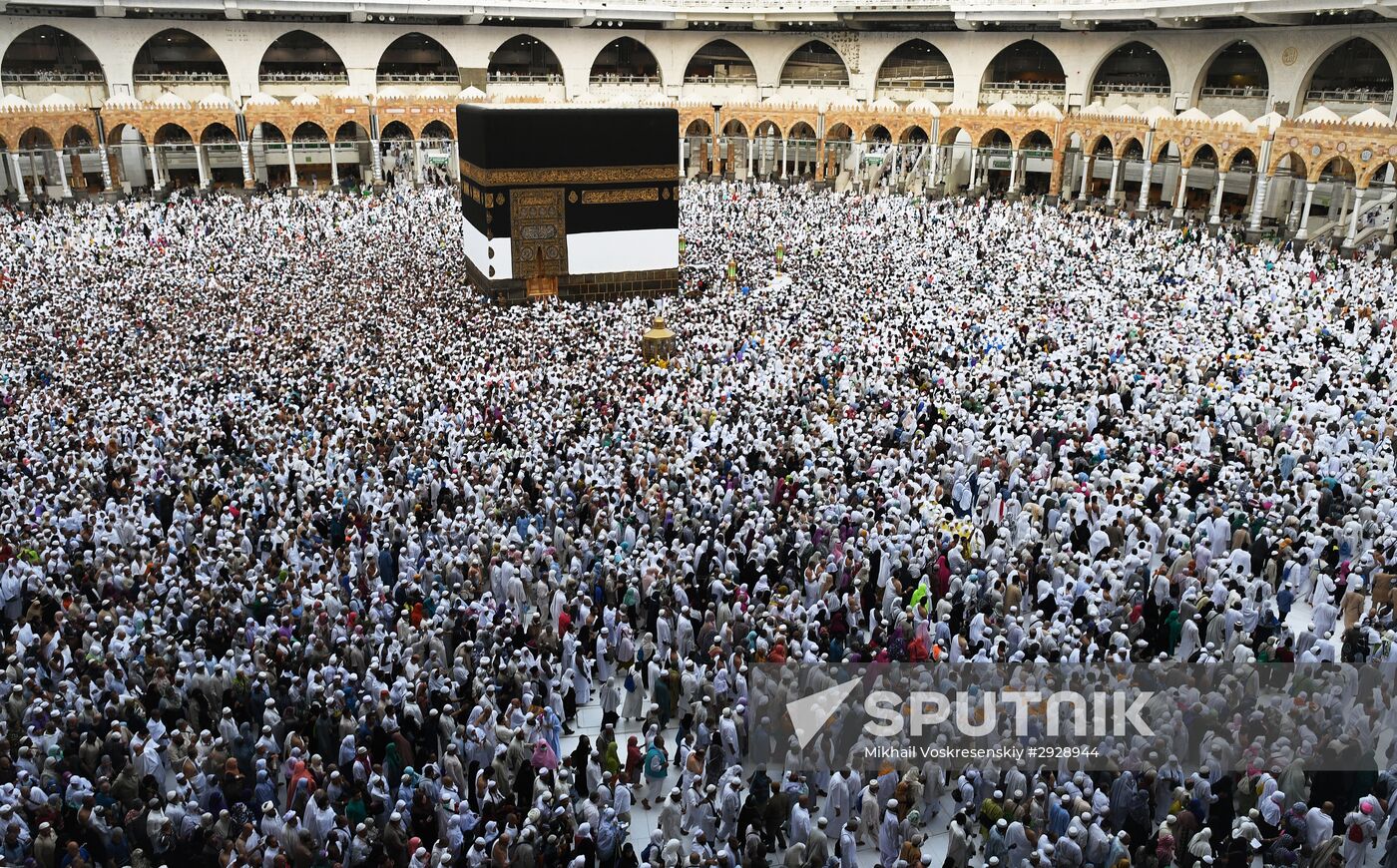 Pilgrims in Mecca