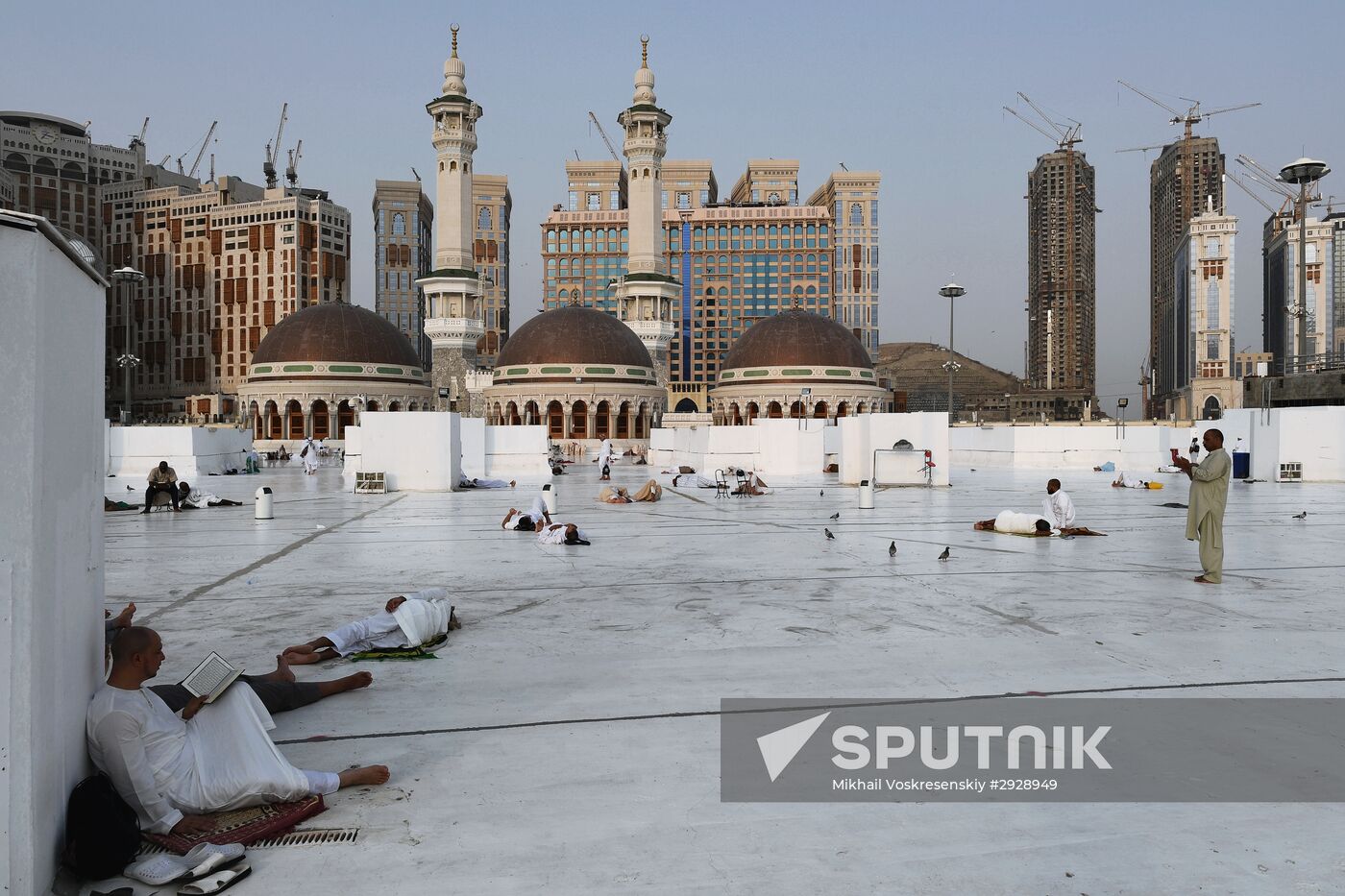 Pilgrims in Mecca