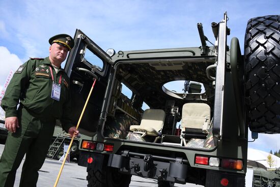 Opening of 2016 ARMY Military Forum