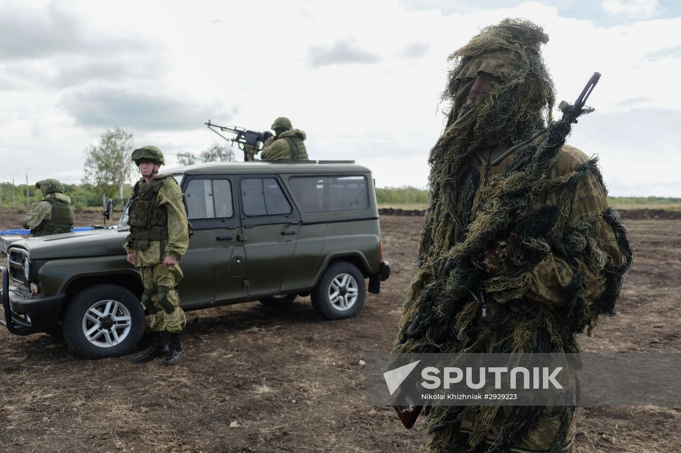Military drills in Samara