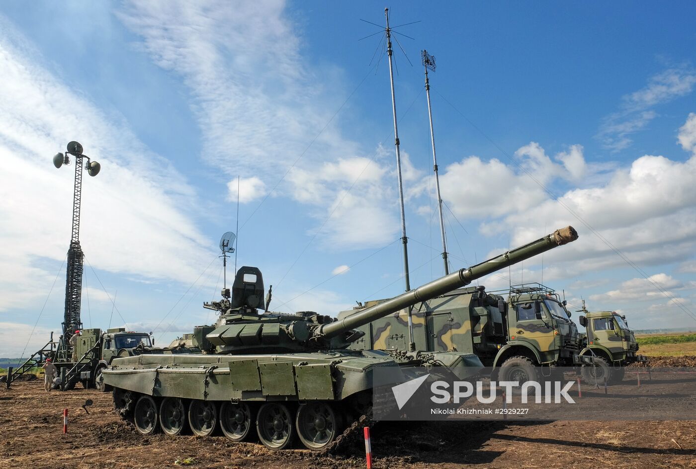 Military drills in Samara