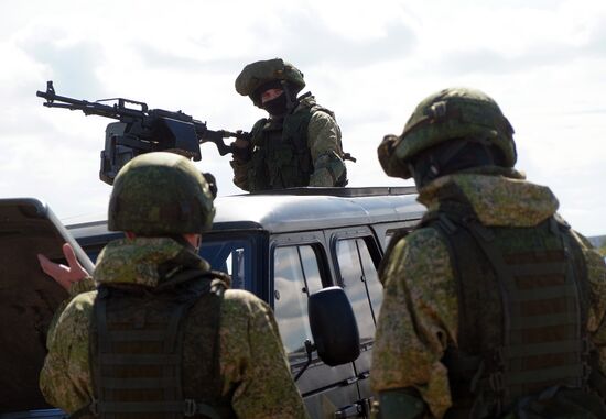 Military drills in Samara