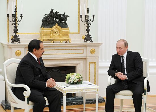 President Vladimir Putin meets with King Hamad bin Isa Al Khalifa of Bahrain