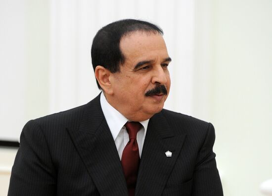 President Vladimir Putin meets with King Hamad bin Isa Al Khalifa of Bahrain