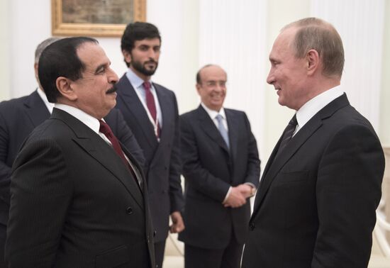 Vladimir Putin meets with King Hamad bin Isa Al Khalifa of Bahrain