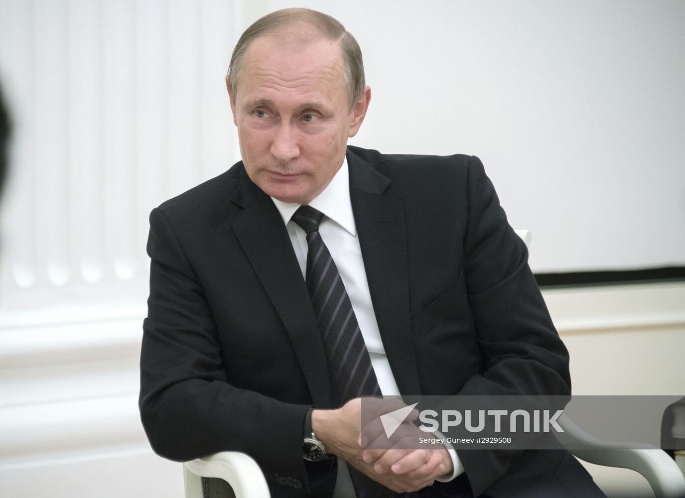 Vladimir Putin meets with King Hamad bin Isa Al Khalifa of Bahrain