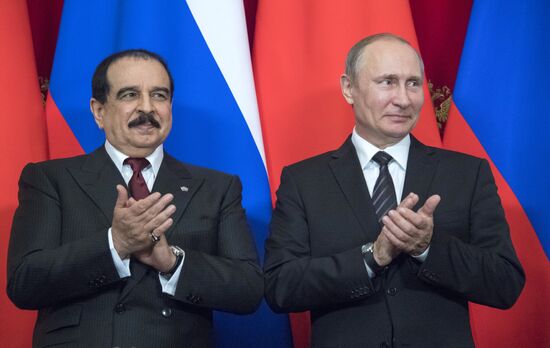 President Vladimir Putin meets with King Hamad bin Isa Al Khalifa of Bahrain