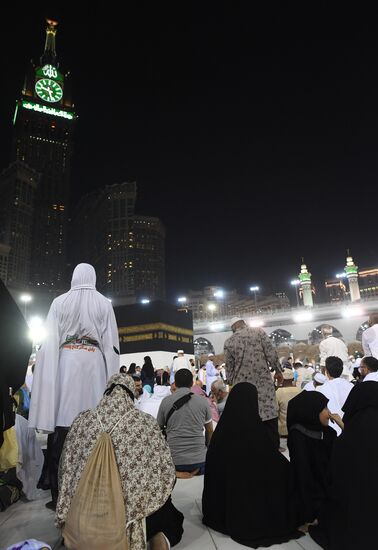 Pilgrims in Mecca