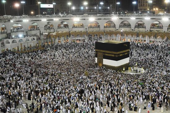 Pilgrims in Mecca