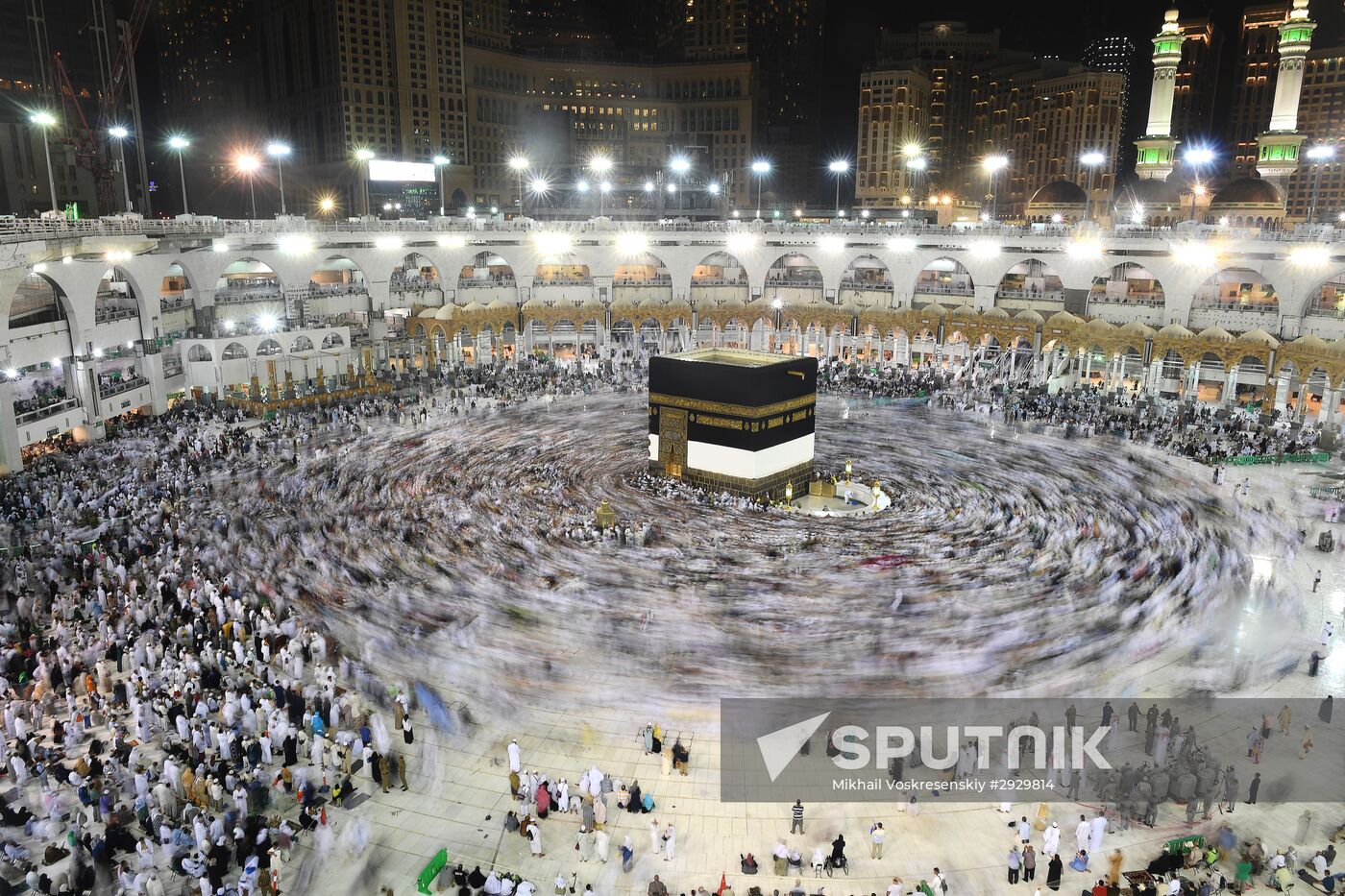 Pilgrims in Mecca