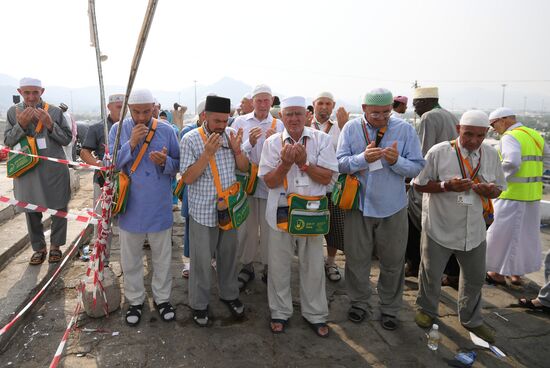 Pilgrims in Arafat Valley in Saudi Arabia
