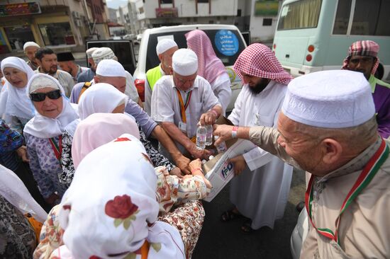 Pilgrims in Arafat Valley in Saudi Arabia