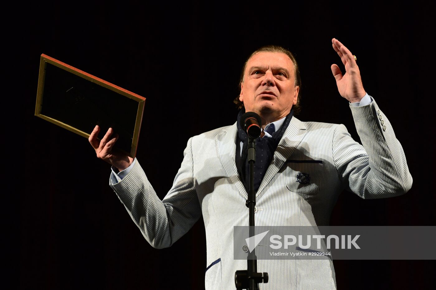 Moscow Variety Theater opens new season