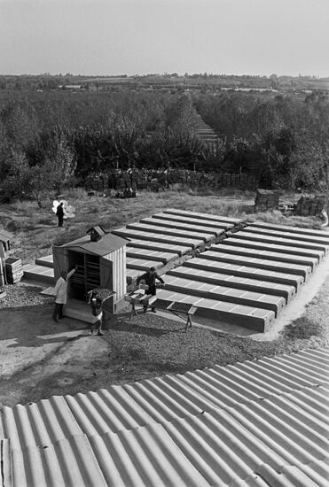 Solar dehydration plant