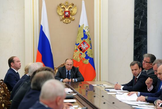 President Vladimir Putin holds Government meeting