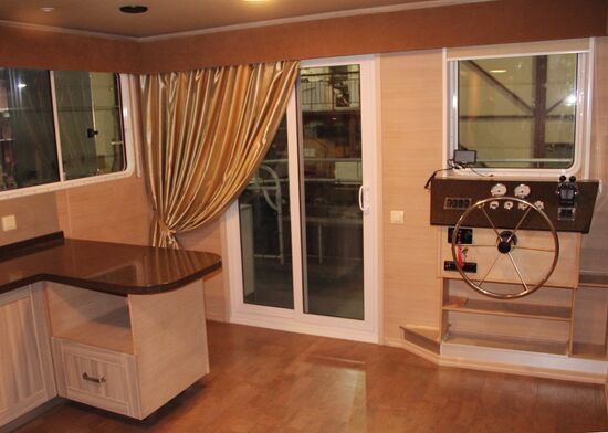 Houseboat production in Saratov region