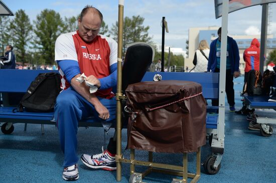 Russian Paralympic Games. Day one